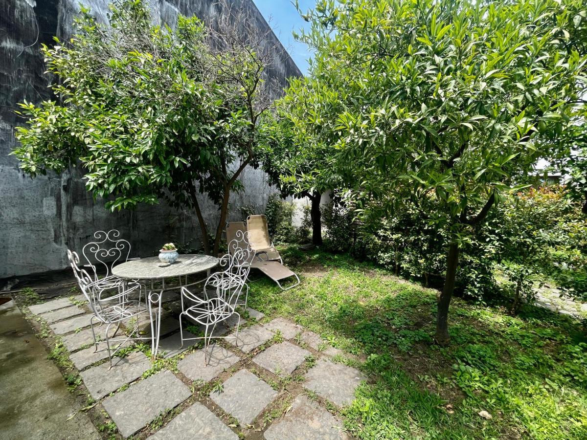 A Casa Nostra Hotel Катания Екстериор снимка